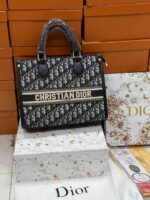 C DIOR 9212 - Image 5