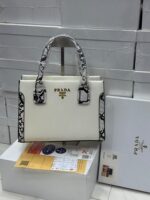 PRADA 0099 - Image 6