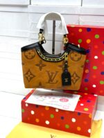 LV BOOB BOX - Image 5