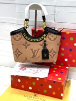 LV BOOB BOX - Image 3