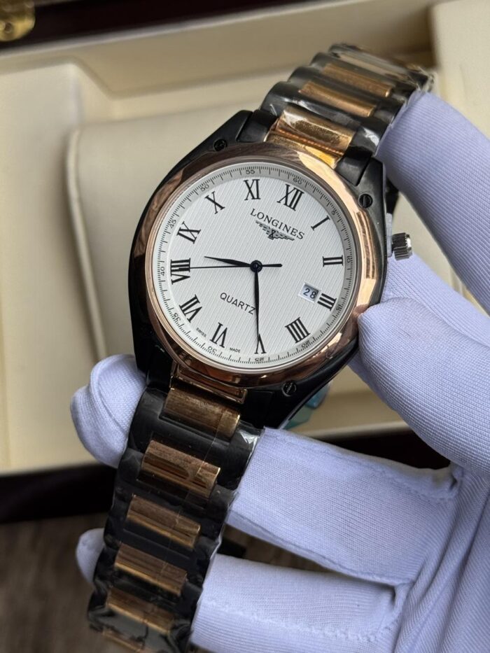 WATCH 029 - Image 1
