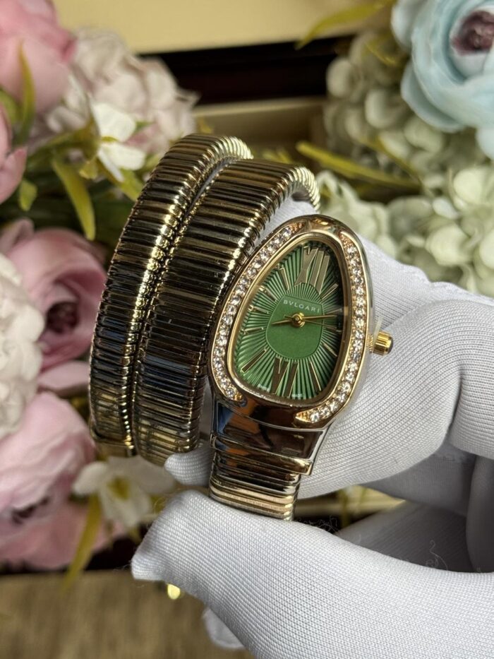 WATCH 074 - Image 1
