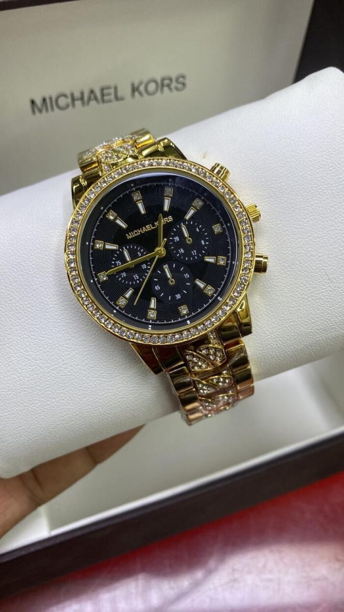 WATCH 062 - Image 1
