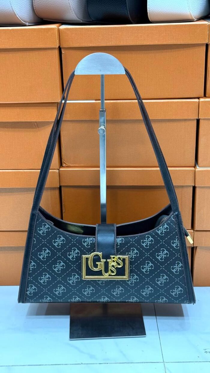 GUESS - Image 5