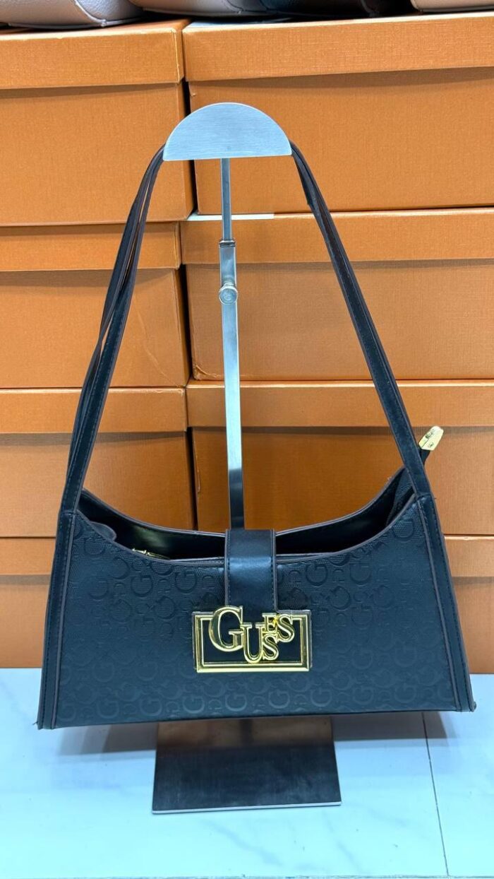 GUESS - Image 6