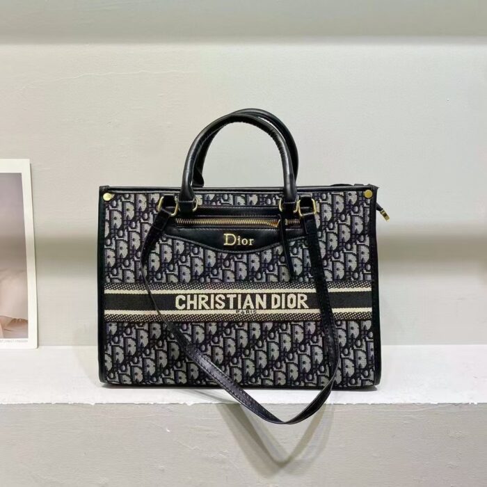TOTE  999 - Image 3