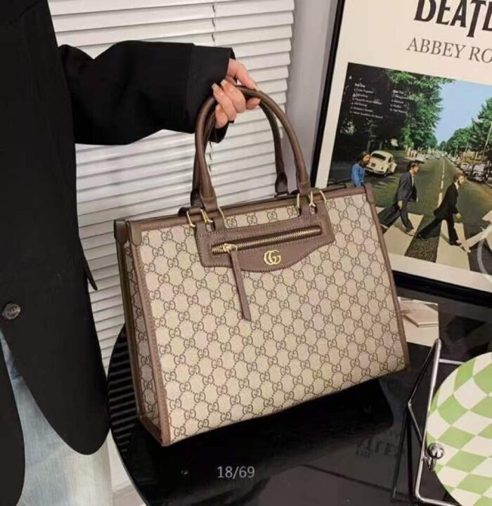 TOTE  999 - Image 1