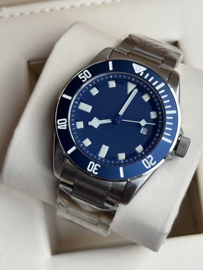 WATCH 90 - Image 1