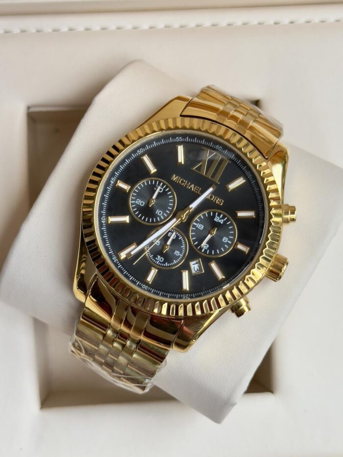WATCH 099 - Image 1