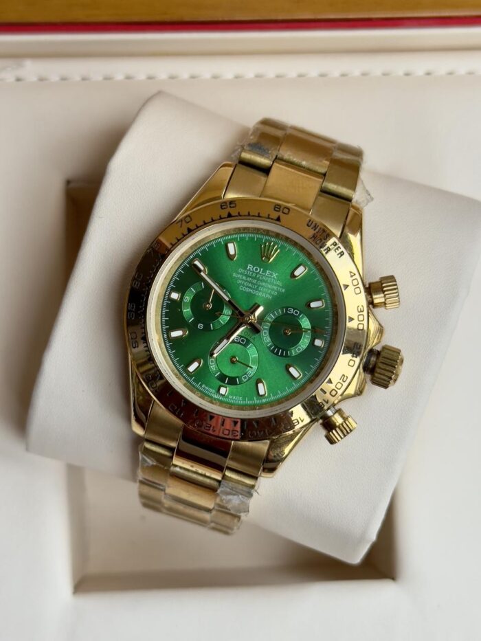 WATCH 103 - Image 1