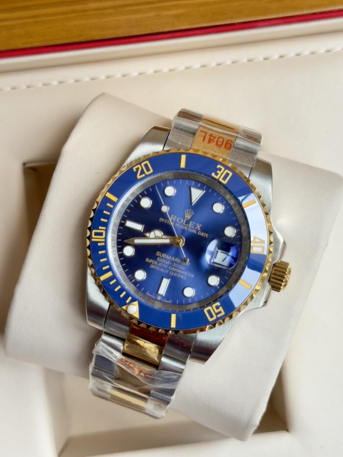 WATCH 104 - Image 1