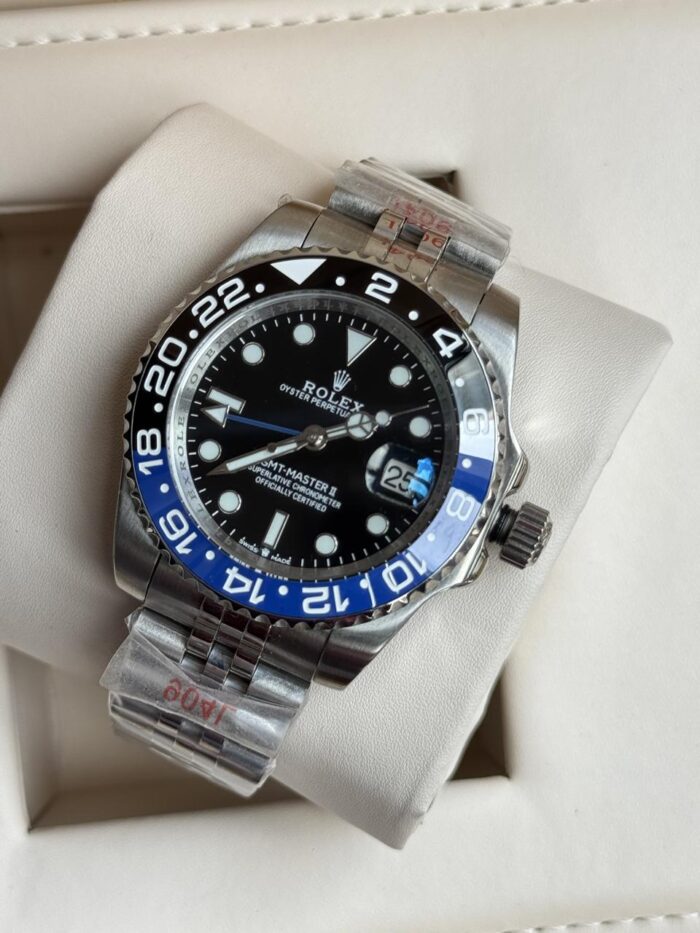 WATCH 105 - Image 1