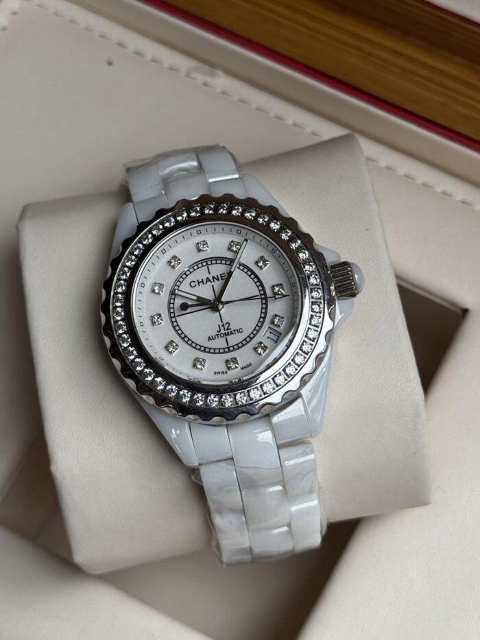 WATCH 129 - Image 1