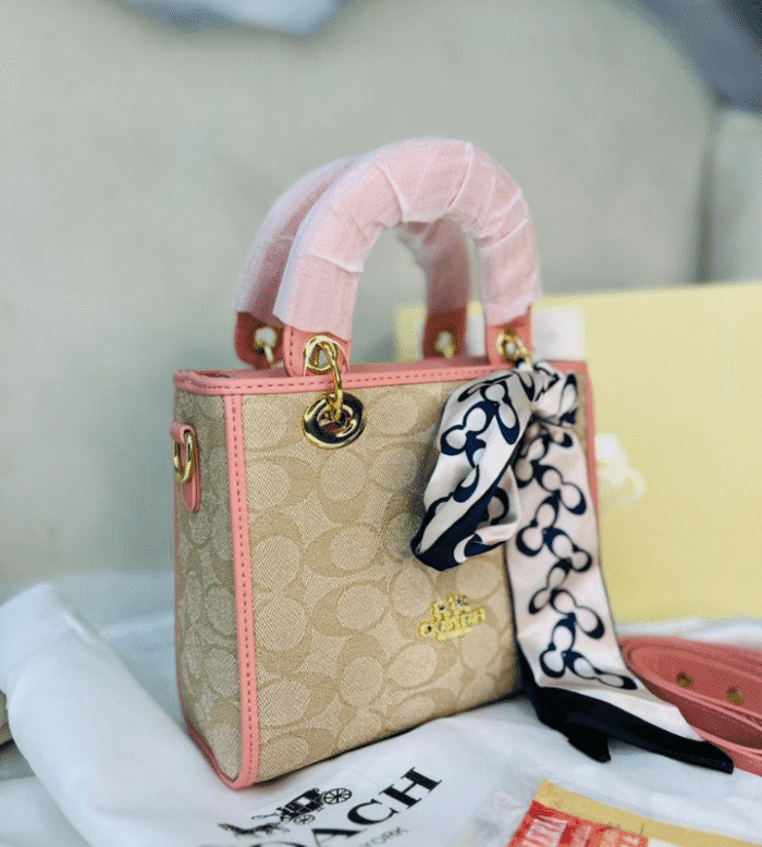 COACH - Image 1