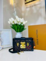 L0UIS VUITT0N - Image 2